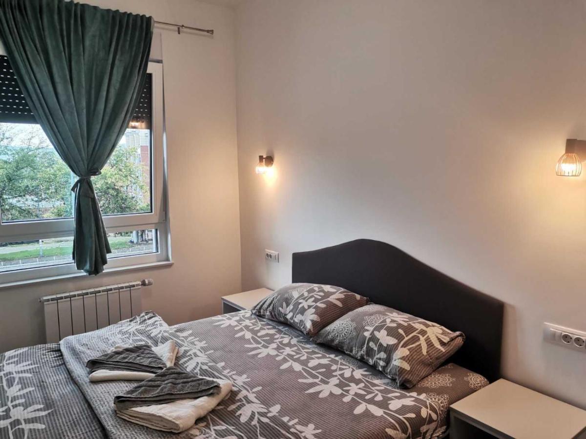 Square Apartment Banja Luka Luaran gambar