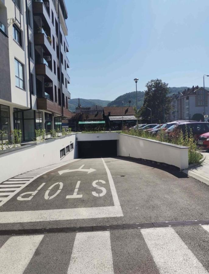 Square Apartment Banja Luka Luaran gambar
